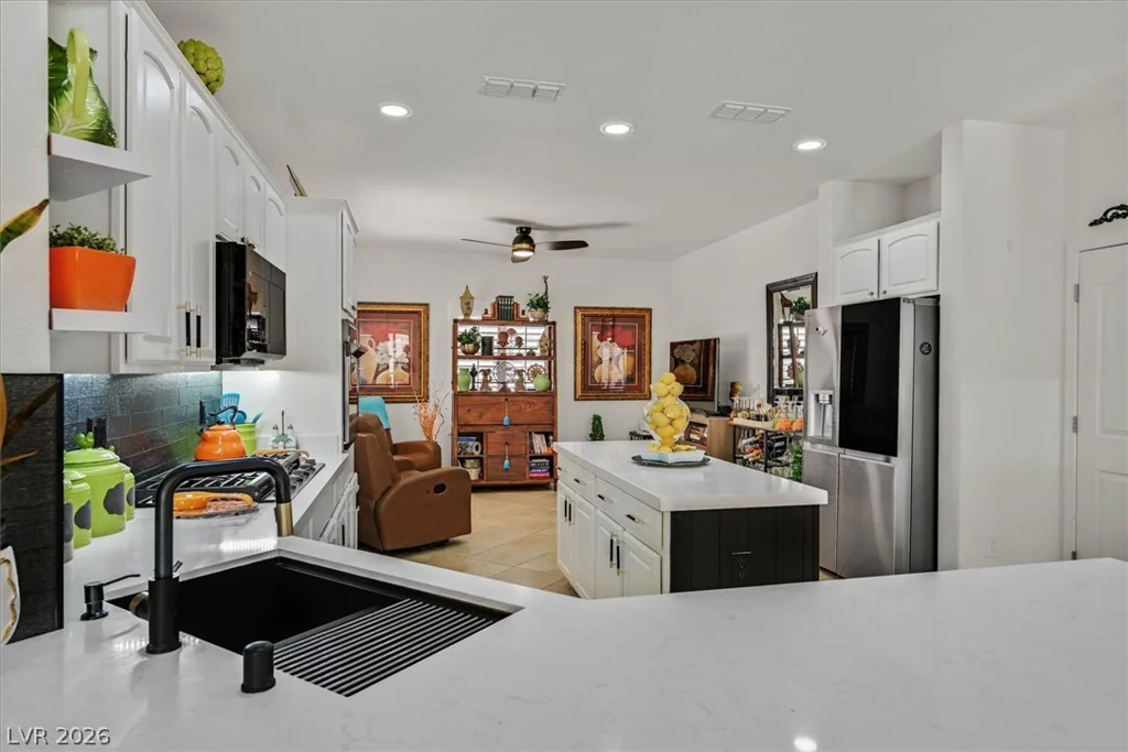 2228 Waterton Rivers, Henderson, NV 89044