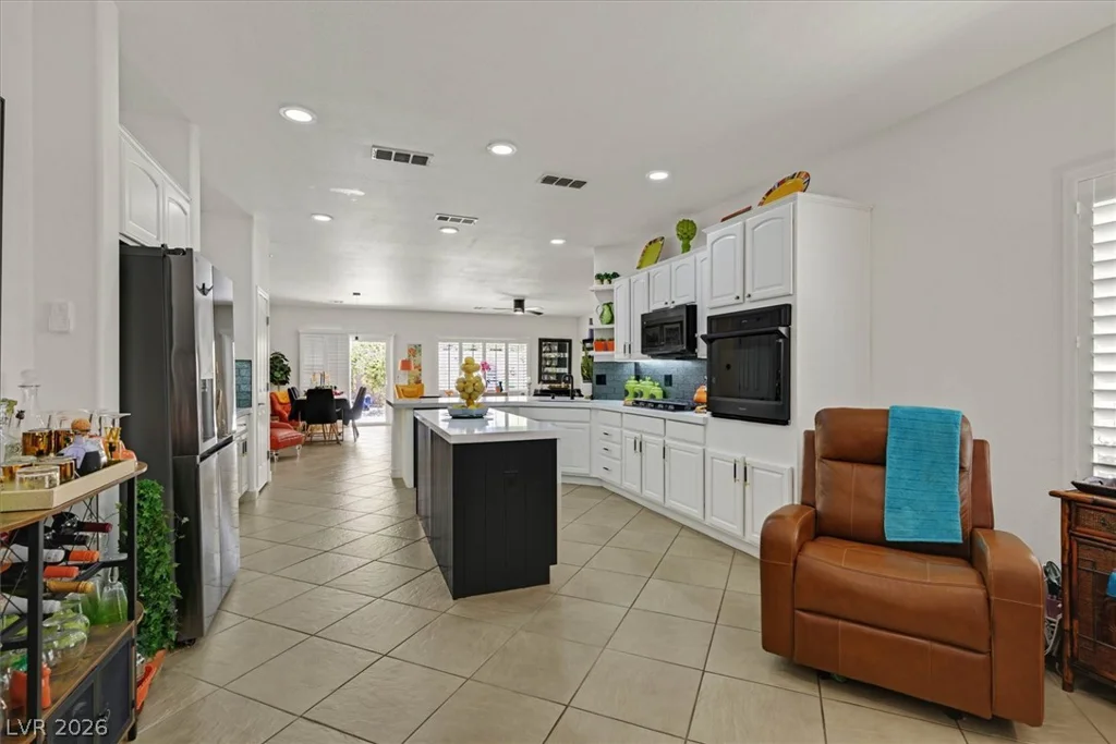 2228 Waterton Rivers, Henderson, NV 89044