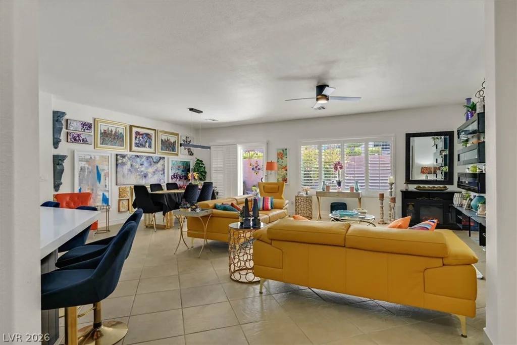 2228 Waterton Rivers, Henderson, NV 89044