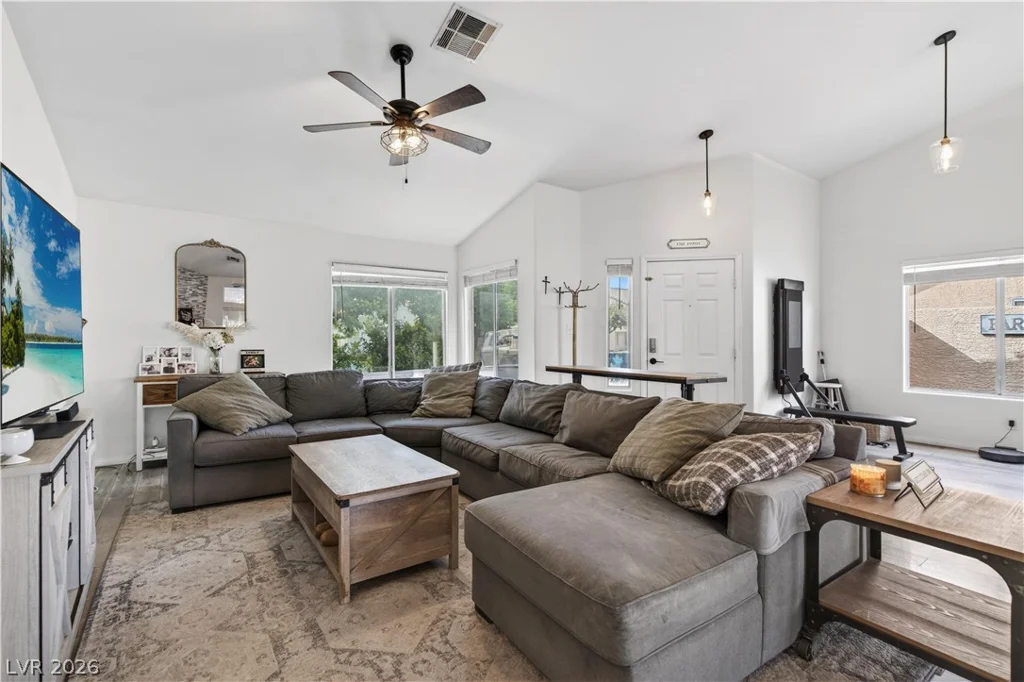 7236 Tealwood, Las Vegas, NV 89131
