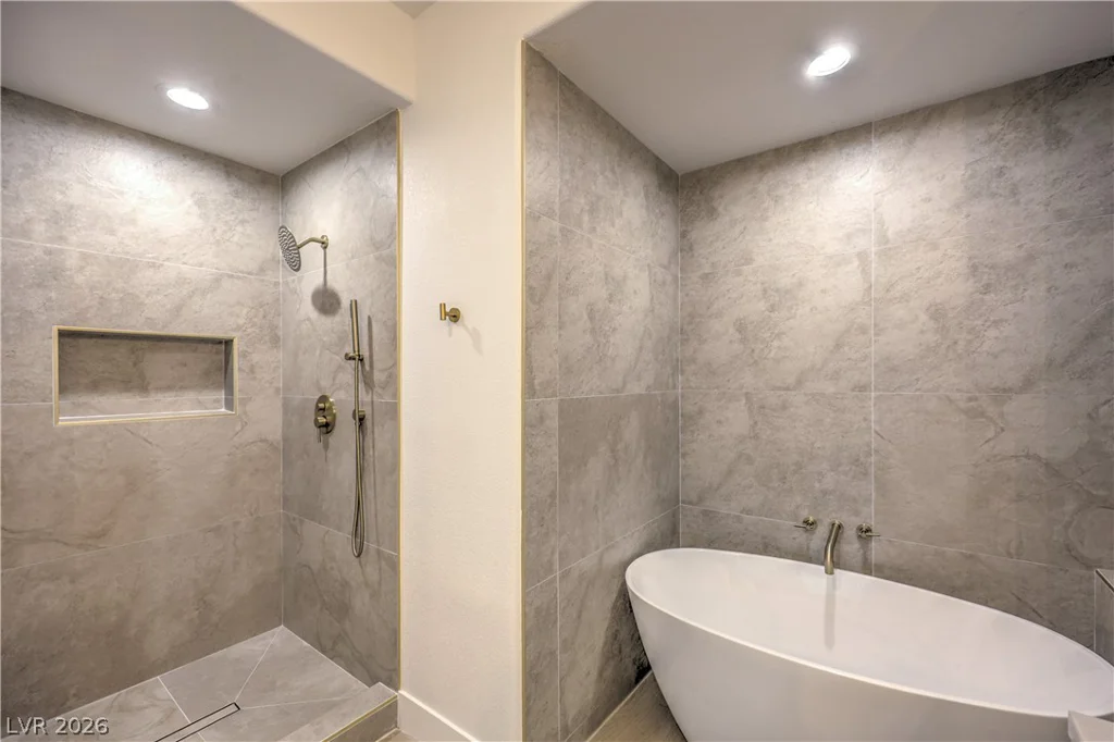 1912 Summer Pine, Las Vegas, NV 89134