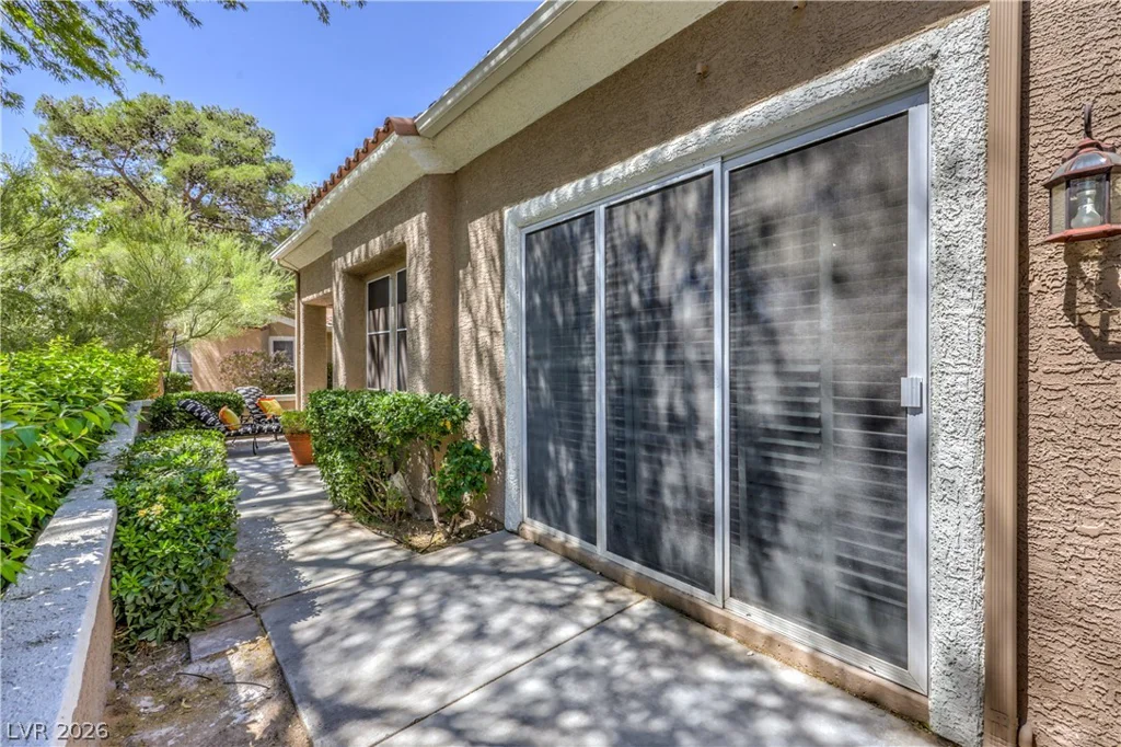1912 Summer Pine, Las Vegas, NV 89134