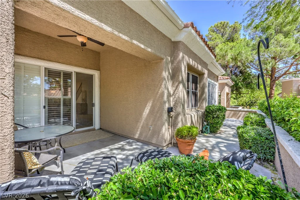 1912 Summer Pine, Las Vegas, NV 89134