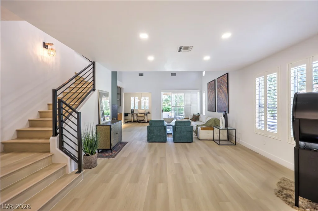1912 Summer Pine, Las Vegas, NV 89134