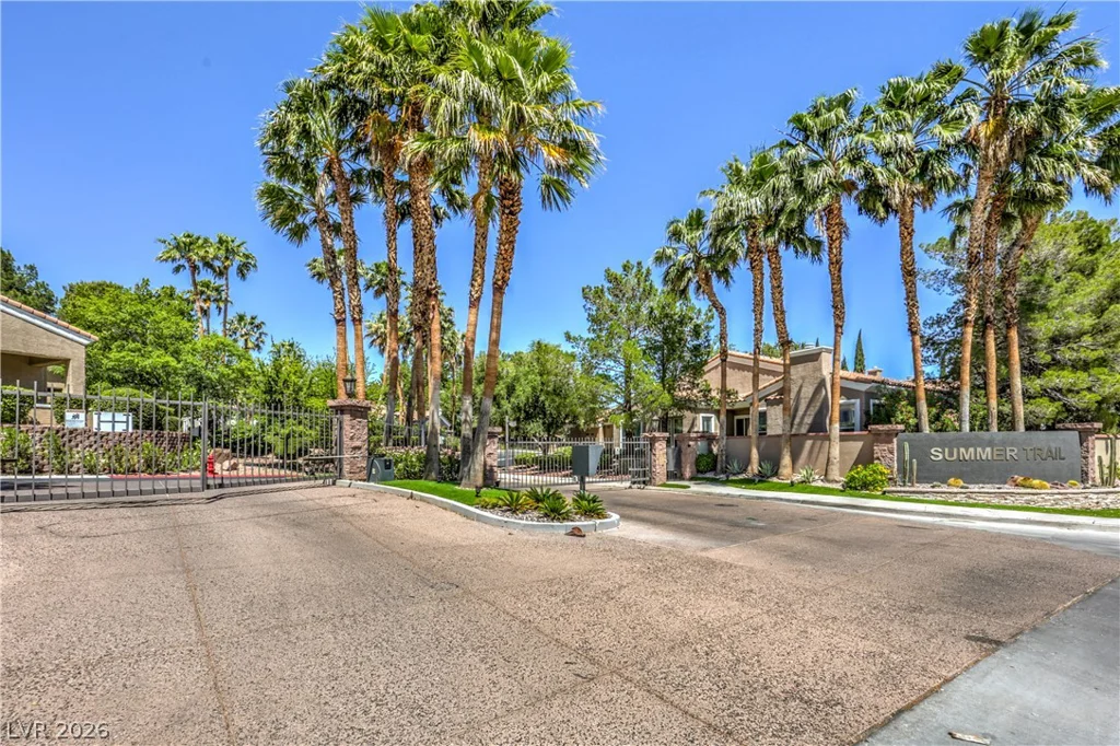 1912 Summer Pine, Las Vegas, NV 89134