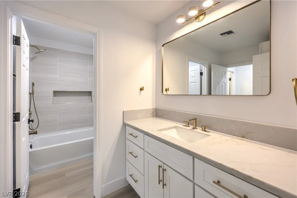 1912 Summer Pine, Las Vegas, NV 89134