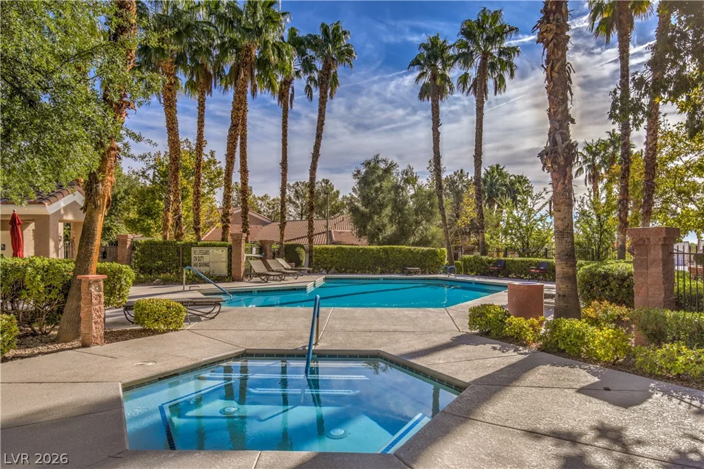 1912 Summer Pine, Las Vegas, NV 89134