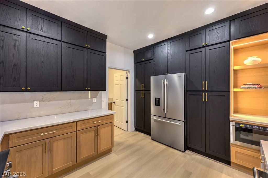 1912 Summer Pine, Las Vegas, NV 89134