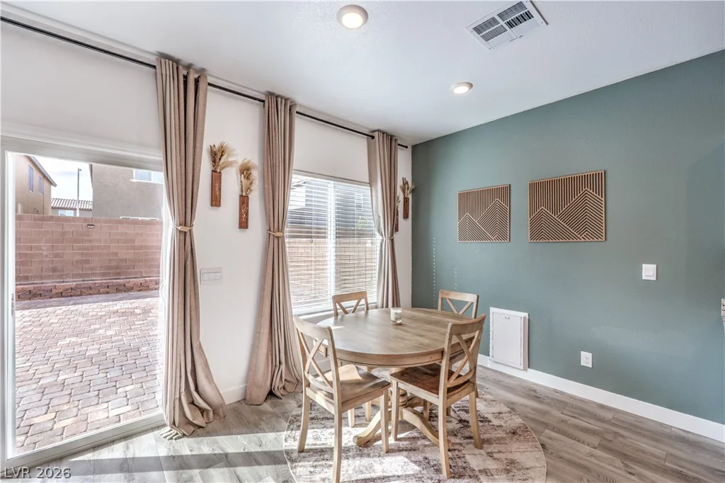 7743 Moore Creek, North Las Vegas, NV 89084
