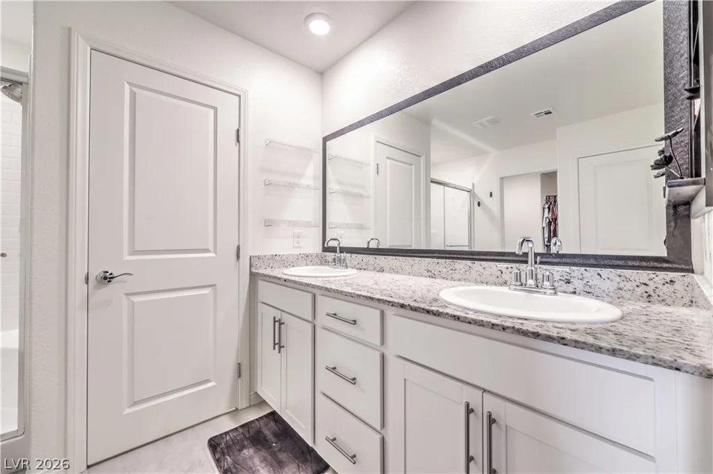 7743 Moore Creek, North Las Vegas, NV 89084