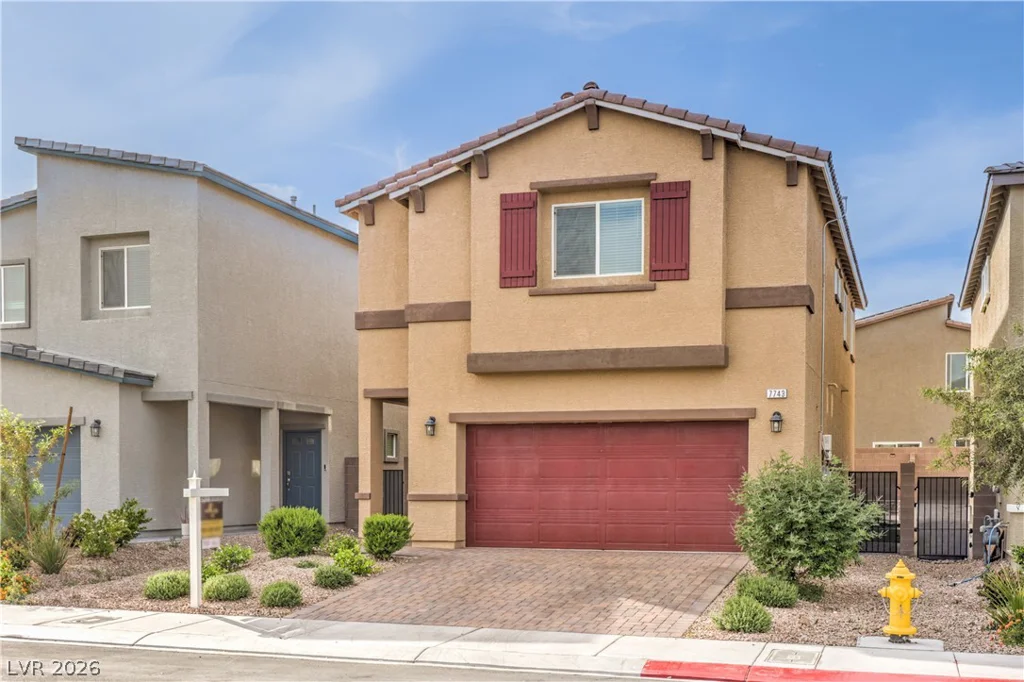 7743 Moore Creek, North Las Vegas, NV 89084