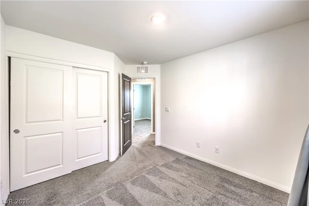 7743 Moore Creek, North Las Vegas, NV 89084