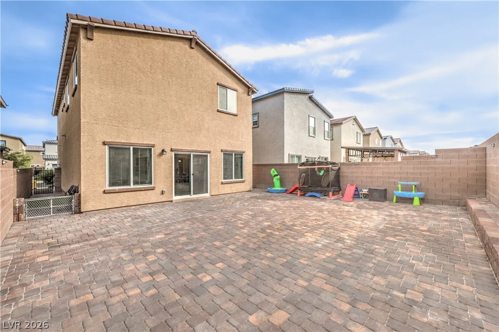 7743 Moore Creek, North Las Vegas, NV 89084