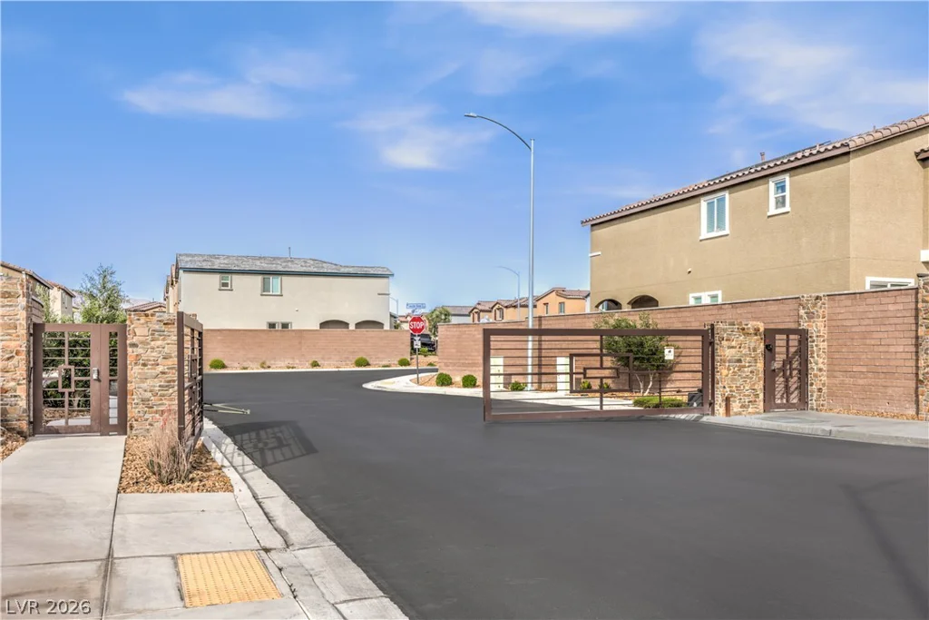 7743 Moore Creek, North Las Vegas, NV 89084