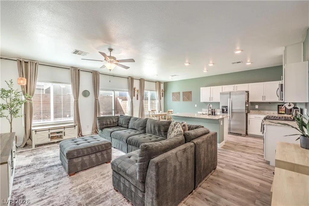 7743 Moore Creek, North Las Vegas, NV 89084