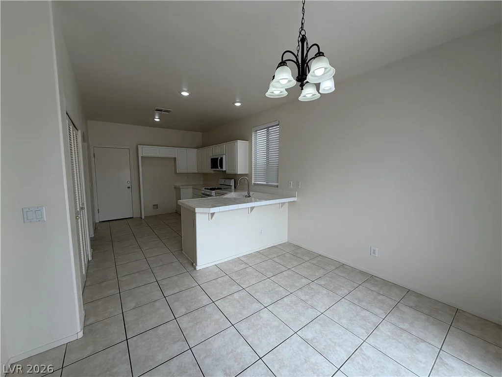 1094 Scarlet Haze, Las Vegas, NV 89183