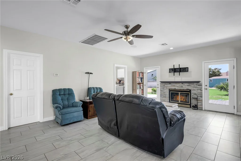 3925 Quadrel, Las Vegas, NV 89129