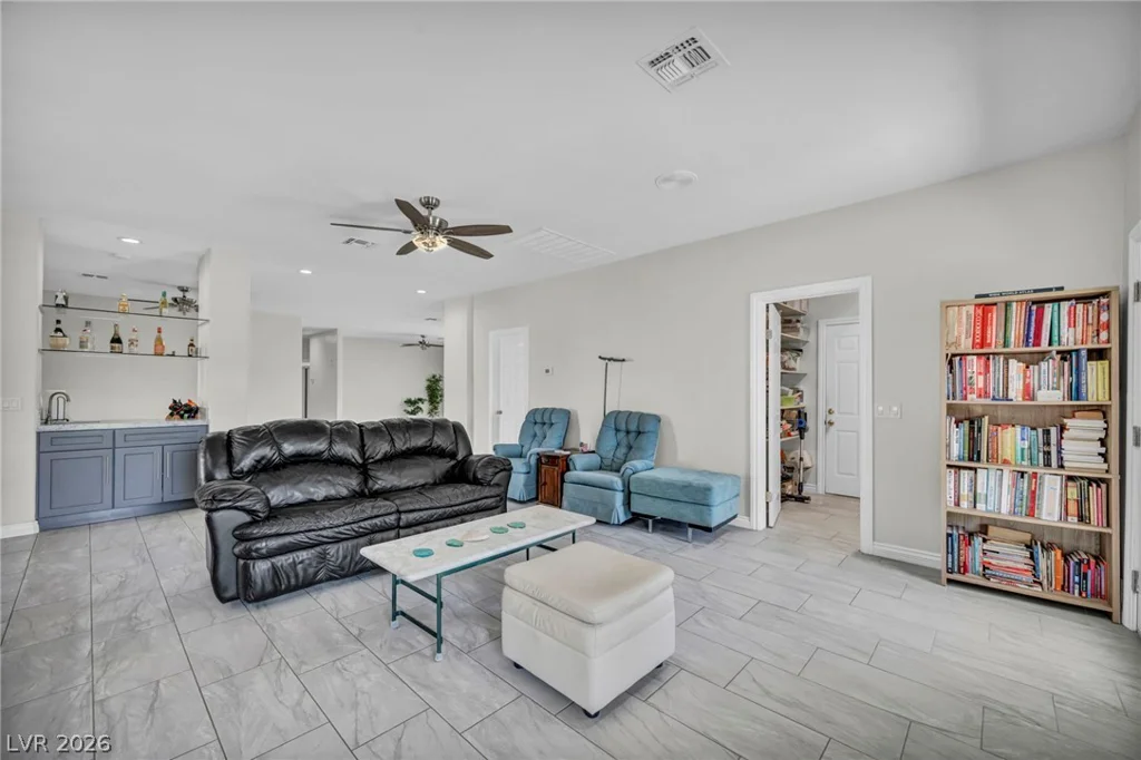 3925 Quadrel, Las Vegas, NV 89129