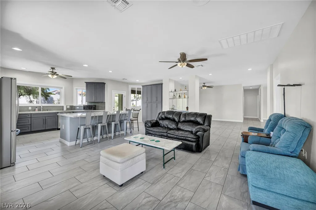 3925 Quadrel, Las Vegas, NV 89129
