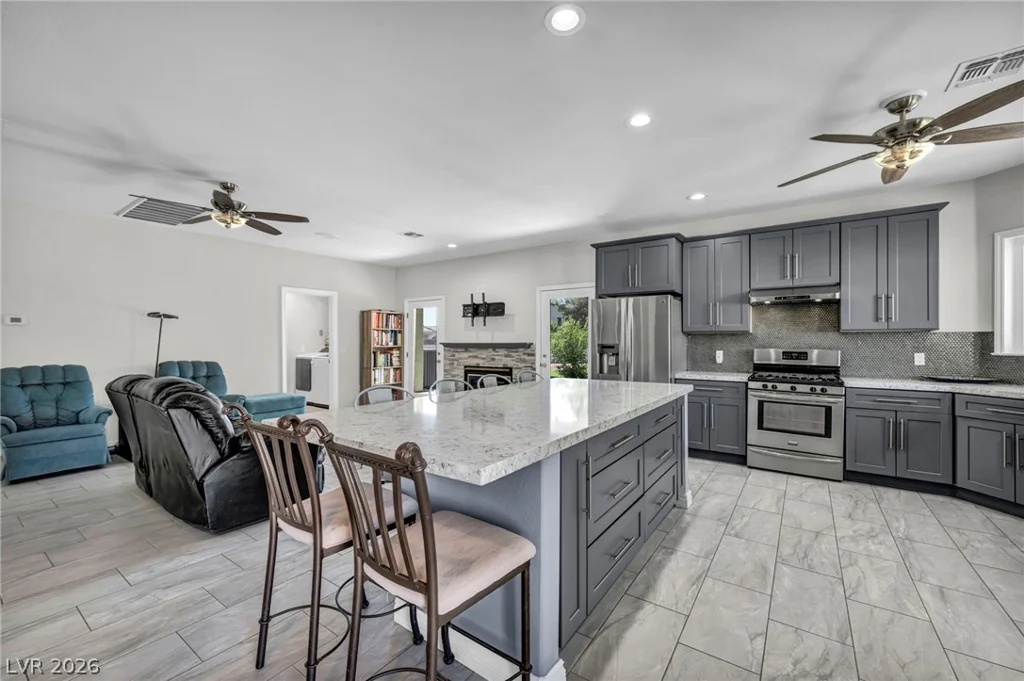 3925 Quadrel, Las Vegas, NV 89129