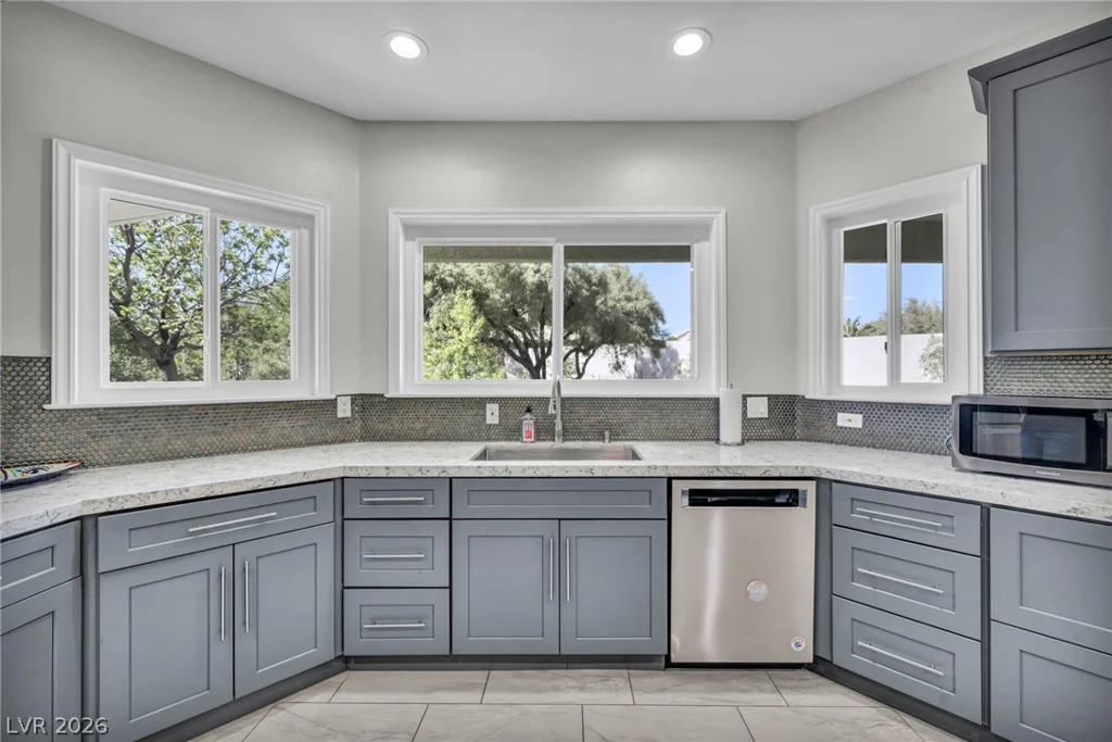 3925 Quadrel, Las Vegas, NV 89129