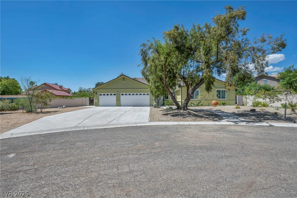 3925 Quadrel, Las Vegas, NV 89129