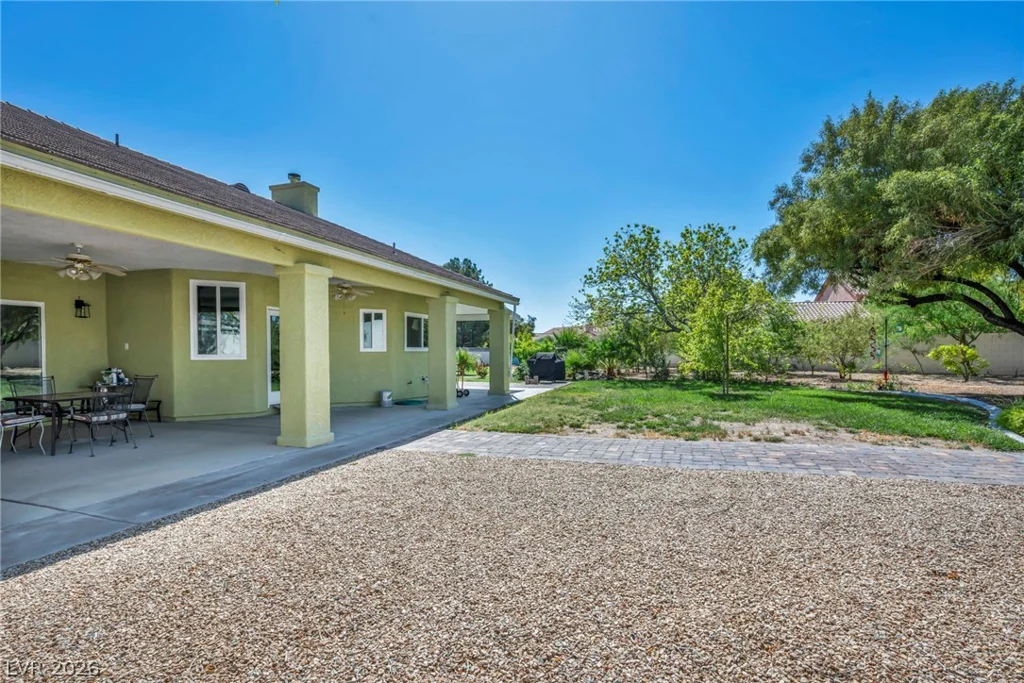 3925 Quadrel, Las Vegas, NV 89129