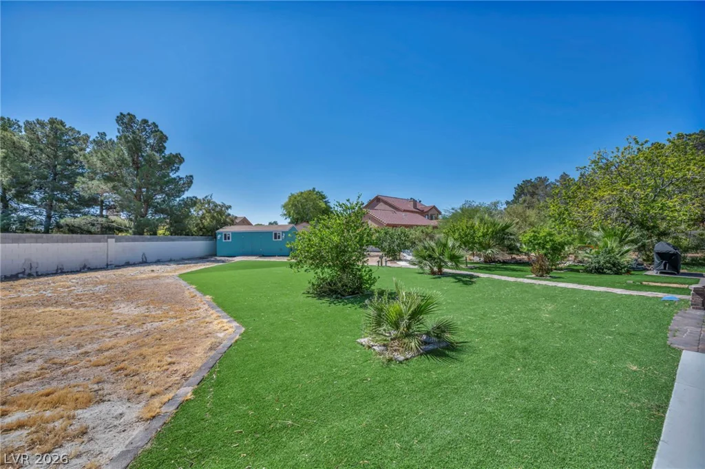 3925 Quadrel, Las Vegas, NV 89129