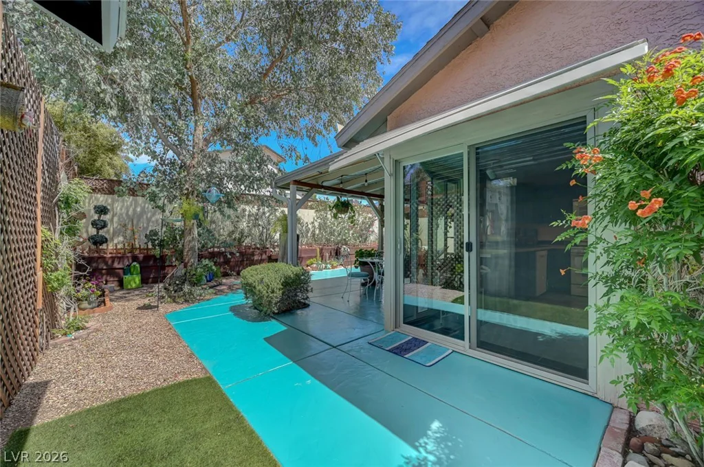 6920 Senton, Las Vegas, NV 89108