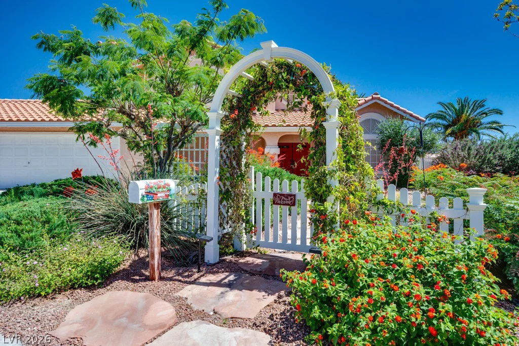 5808 Lone Song, North Las Vegas, NV 89031
