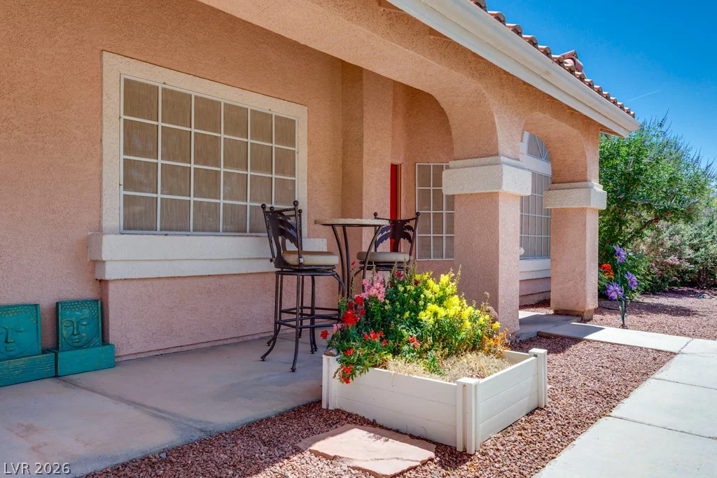 5808 Lone Song, North Las Vegas, NV 89031