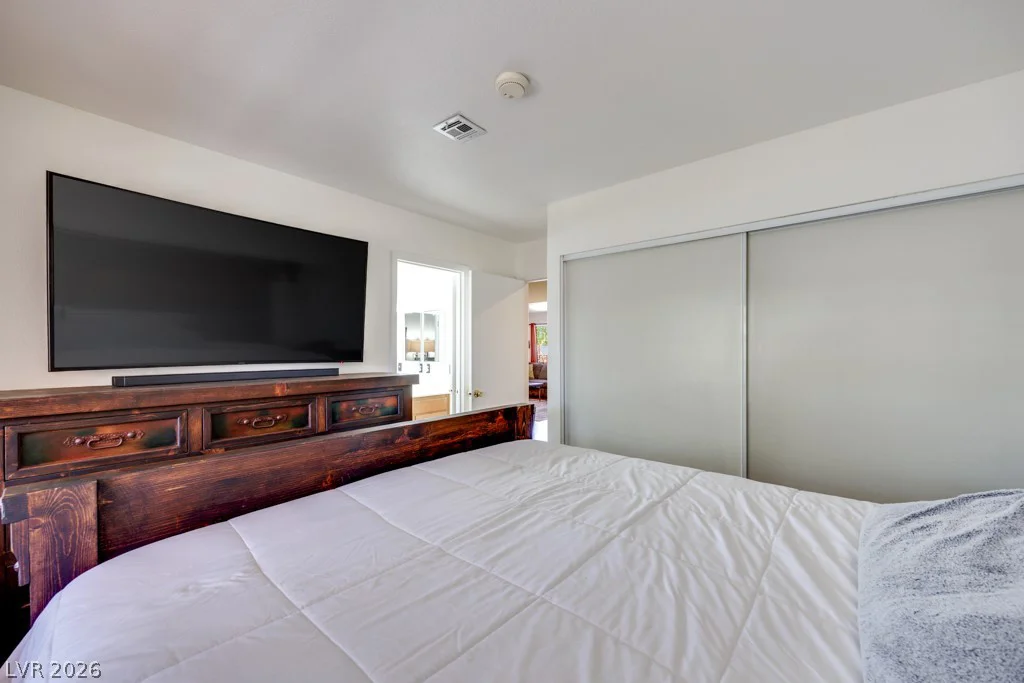 5808 Lone Song, North Las Vegas, NV 89031