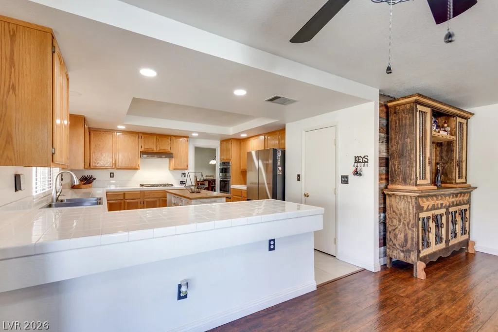 5808 Lone Song, North Las Vegas, NV 89031