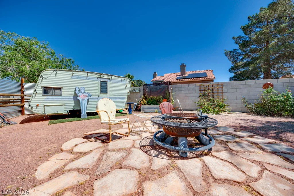 5808 Lone Song, North Las Vegas, NV 89031