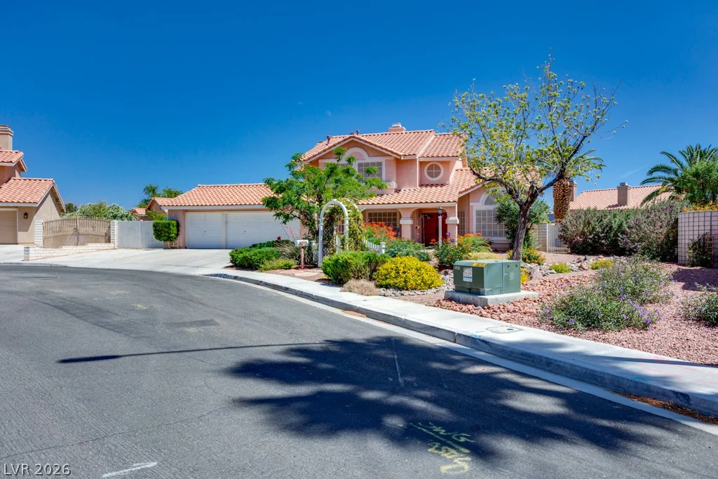 5808 Lone Song, North Las Vegas, NV 89031