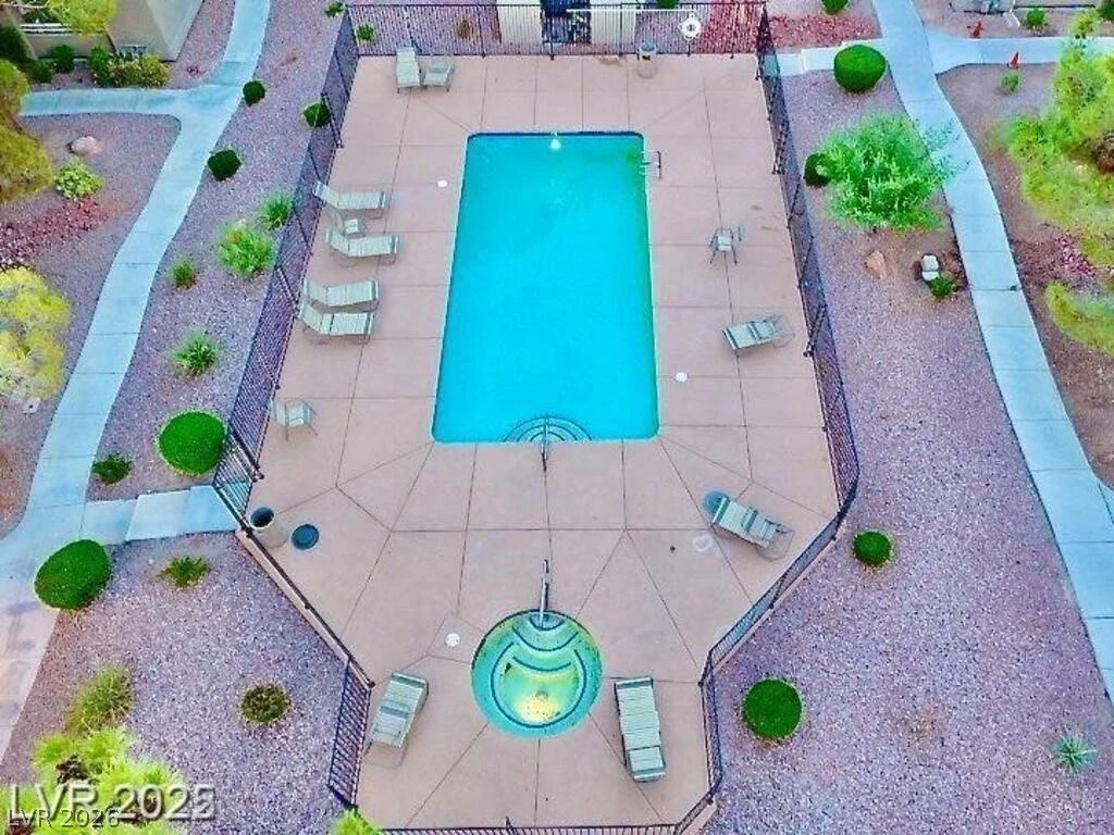 5048 Rainbow, Las Vegas, NV 89118