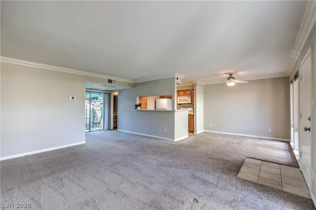 714 Oakmont, Las Vegas, NV 89109