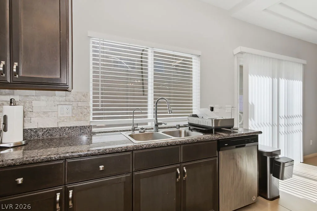 10153 Cascadia Creek, Las Vegas, NV 89141
