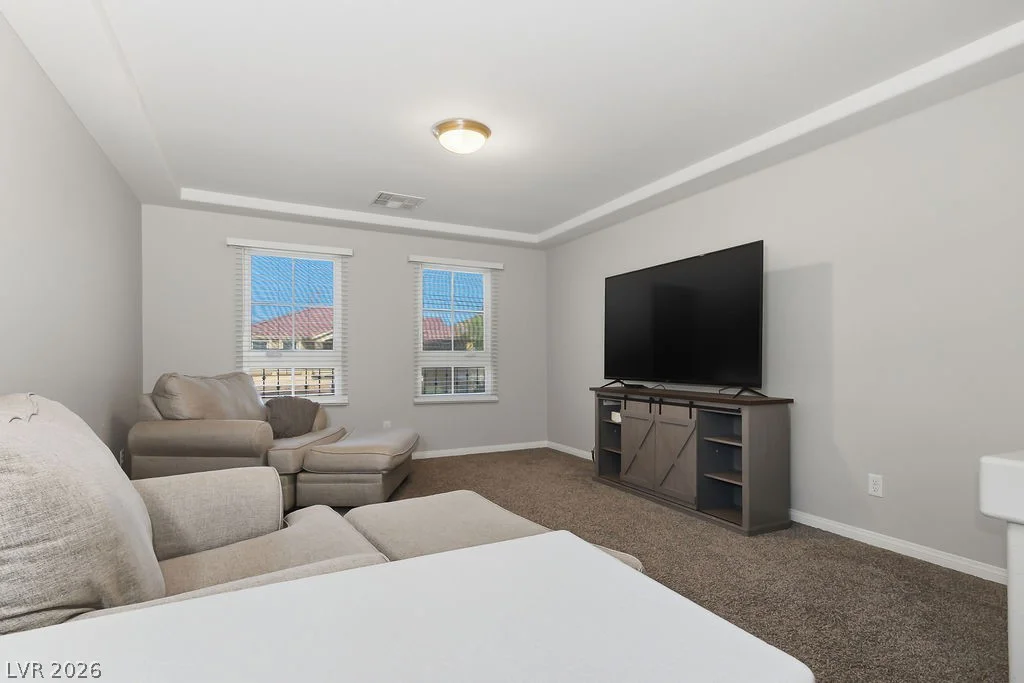 10153 Cascadia Creek, Las Vegas, NV 89141