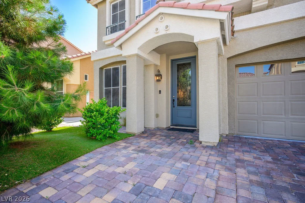 10153 Cascadia Creek, Las Vegas, NV 89141