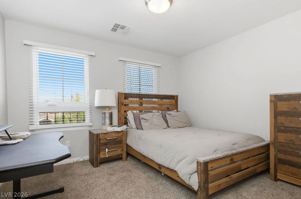 10153 Cascadia Creek, Las Vegas, NV 89141