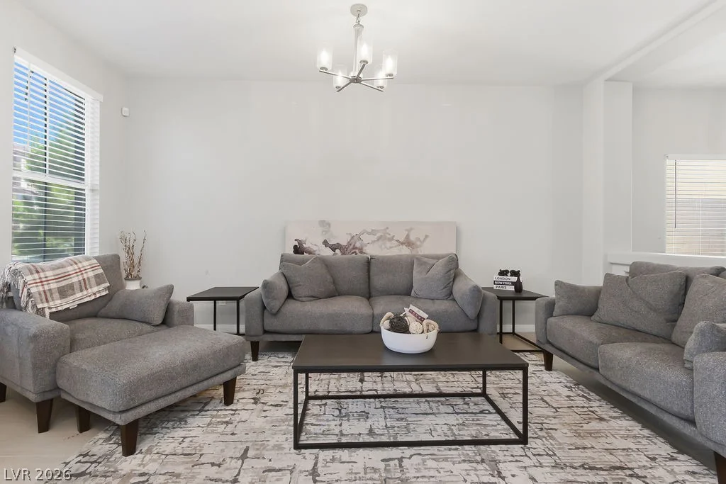 10153 Cascadia Creek, Las Vegas, NV 89141