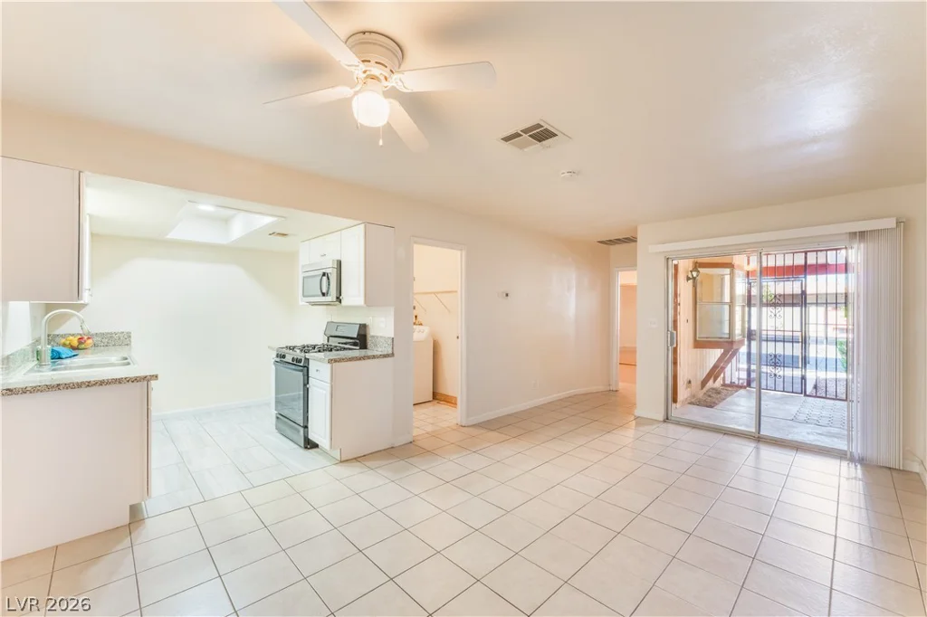 441 Lamb, Las Vegas, NV 89110