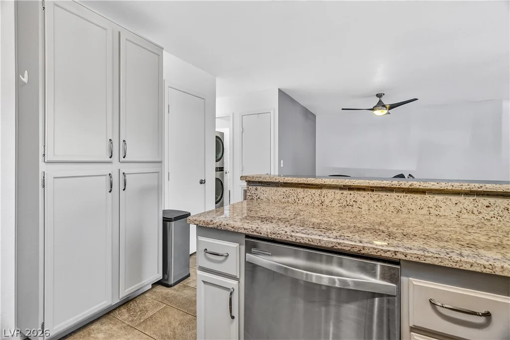 2232 Aspen Mirror, Laughlin, NV 89029