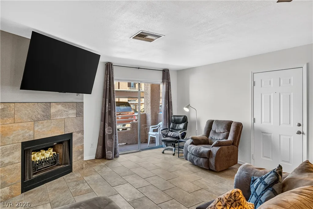 2232 Aspen Mirror, Laughlin, NV 89029