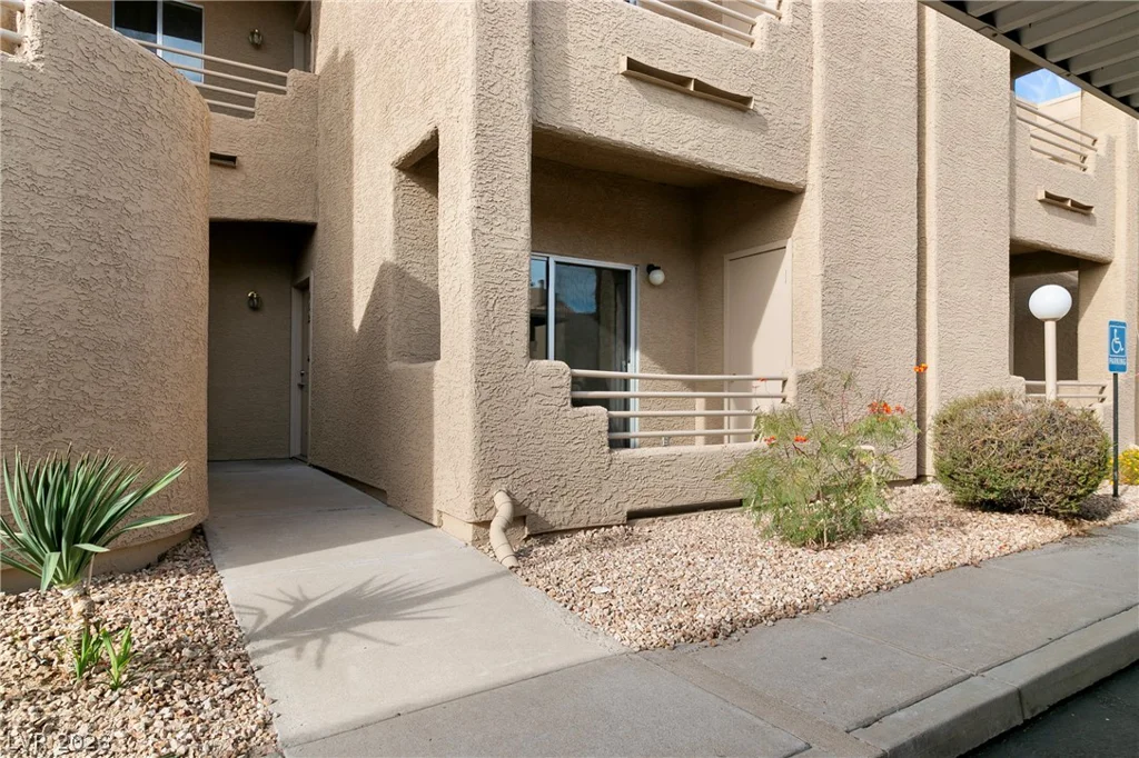 2232 Aspen Mirror, Laughlin, NV 89029