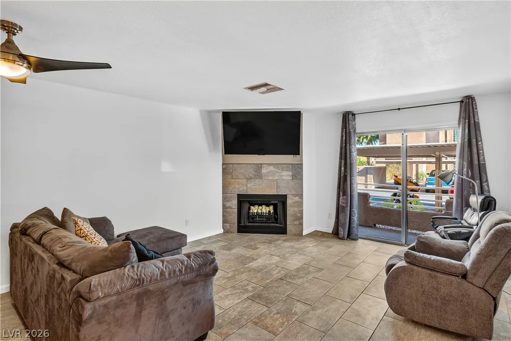 2232 Aspen Mirror, Laughlin, NV 89029