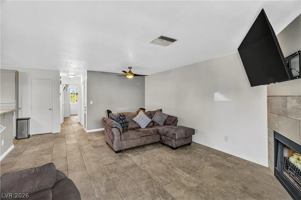 2232 Aspen Mirror, Laughlin, NV 89029