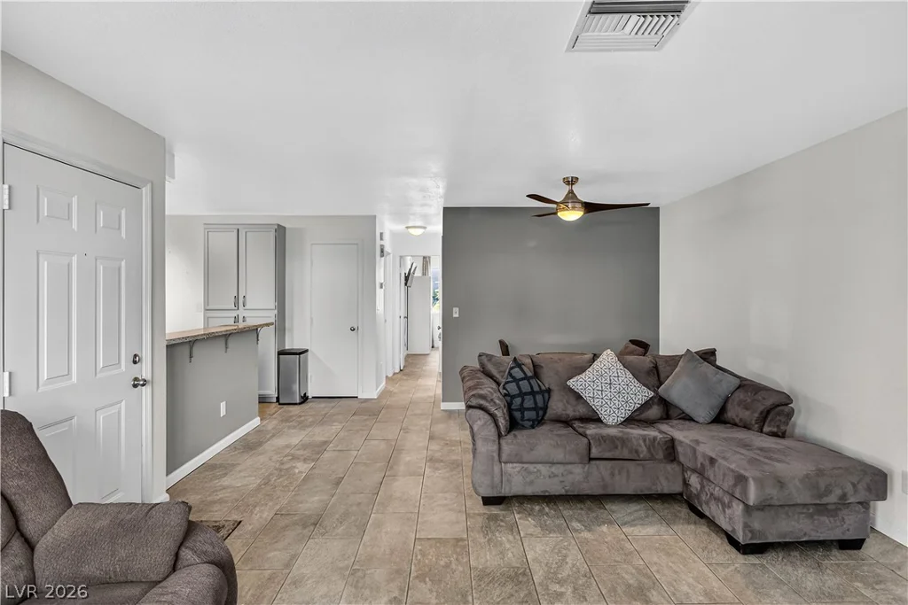 2232 Aspen Mirror, Laughlin, NV 89029