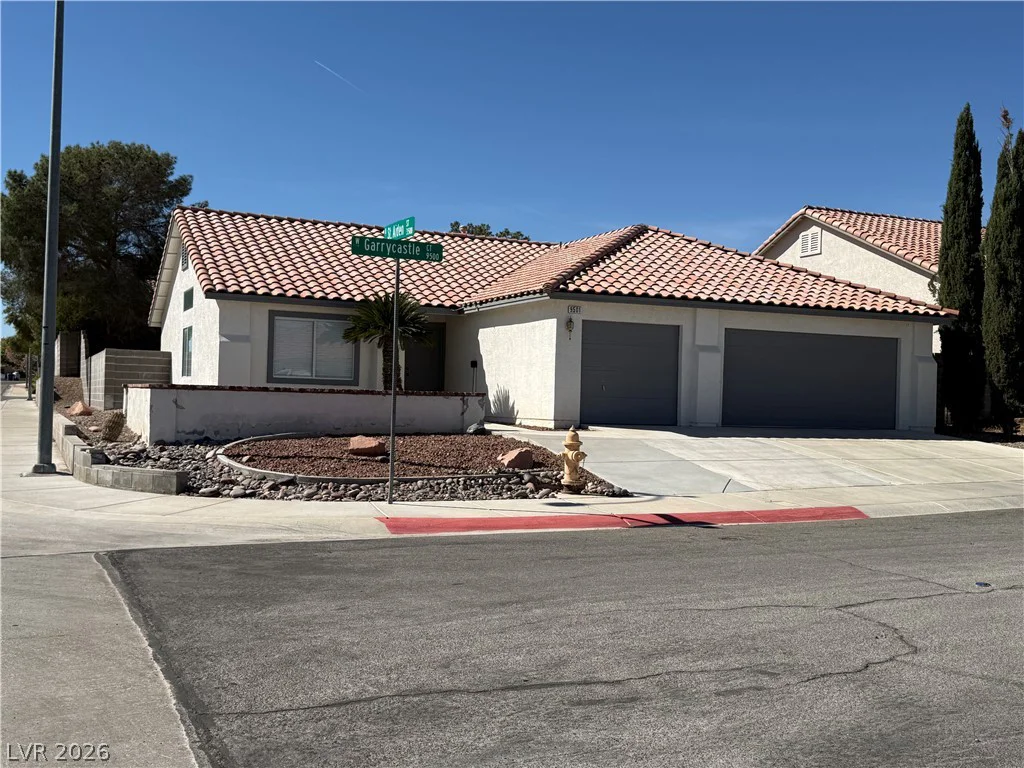 9501 Garrycastle, Las Vegas, NV 89129